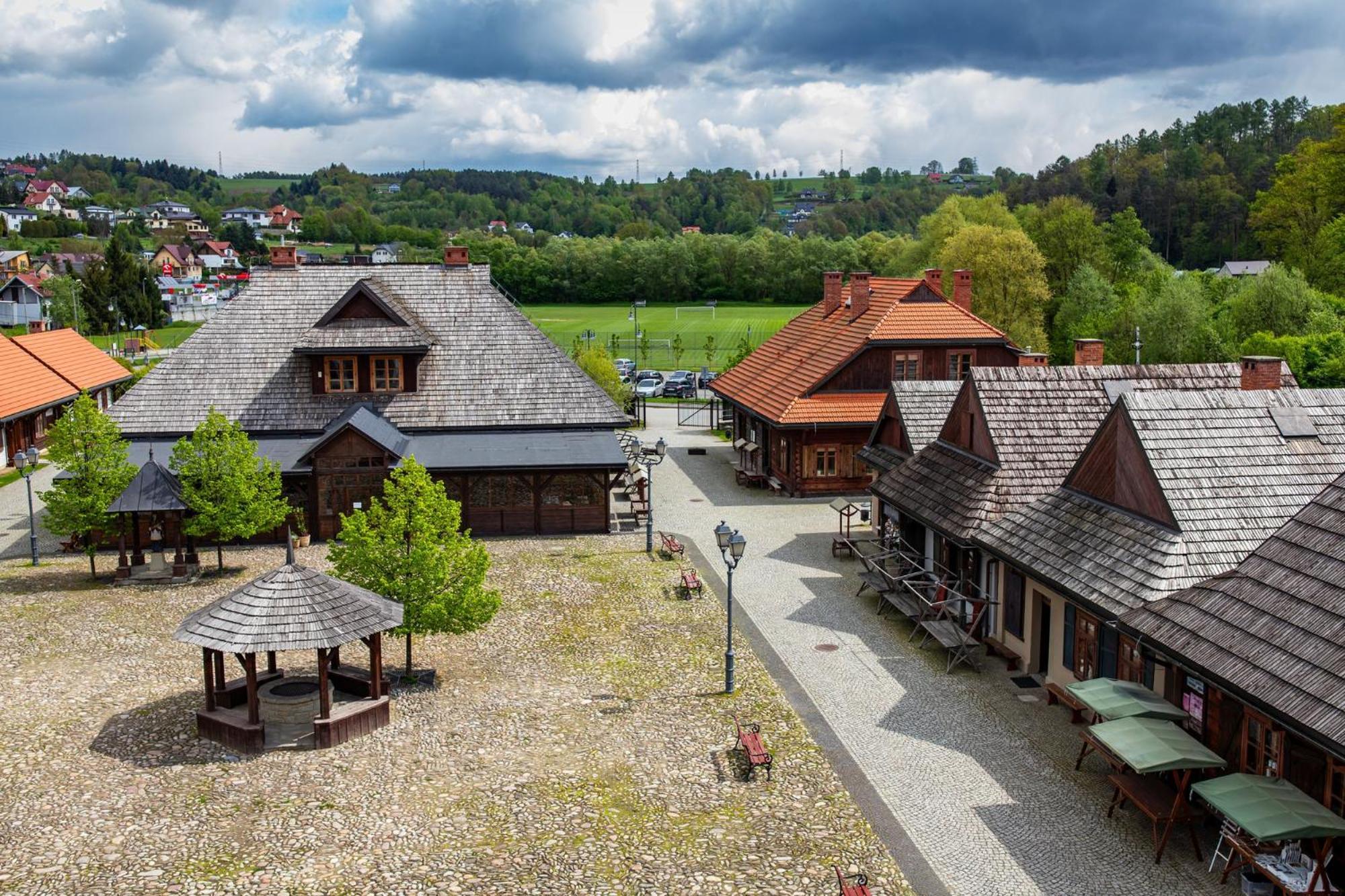 Nova.Galicja Hotel Nowy Sącz Eksteriør billede