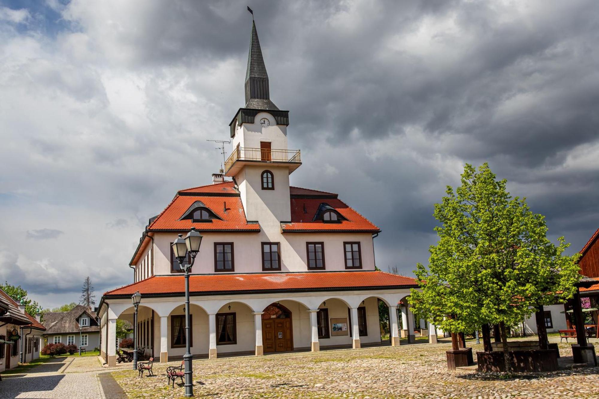 Nova.Galicja Hotel Nowy Sącz Eksteriør billede